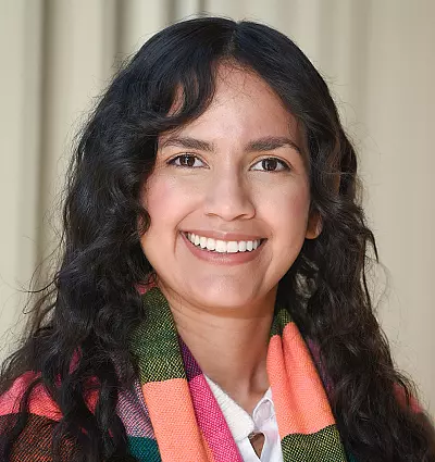 Photo of Camille Bond